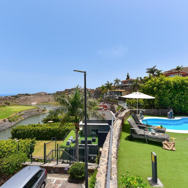 Vista Salobre Golf 9 by VillaGranCanaria - Villa - 18