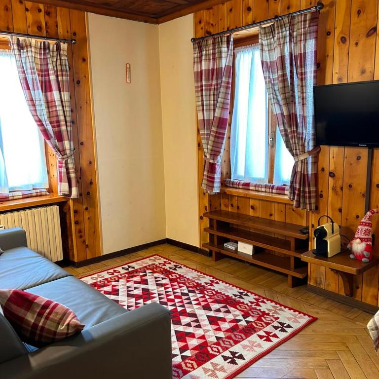 Giovi Champoluc - Two-Bedroom Apartment - 1