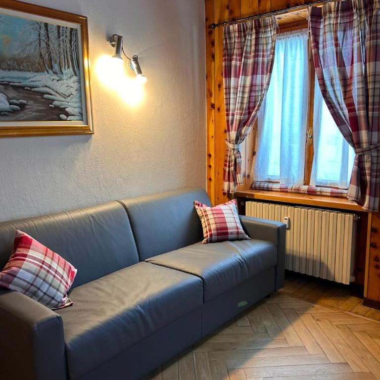 Giovi Champoluc - Two-Bedroom Apartment - 3