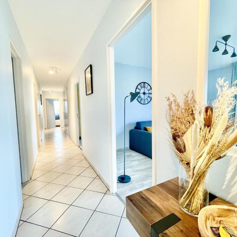 Spacious flat with private bike garage - Appartement 3 Chambres avec Balcon - 6