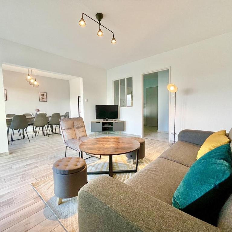 Spacious flat with private bike garage - Appartement 3 Chambres avec Balcon - 16
