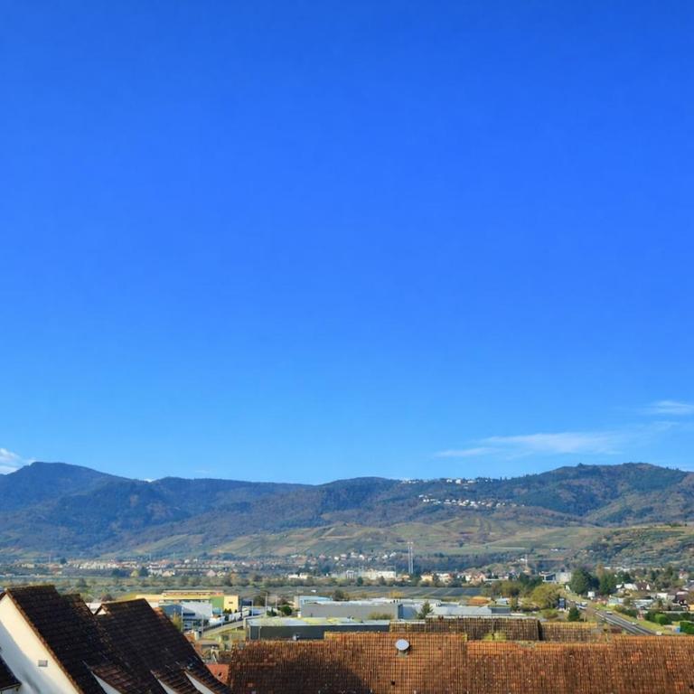 Spacious flat with private bike garage - Appartement 3 Chambres avec Balcon - 26