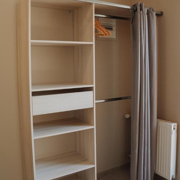Studio Rénové - Calme - WiFi - Proche Centre ville - Apartamento de 2 dormitorios - 6