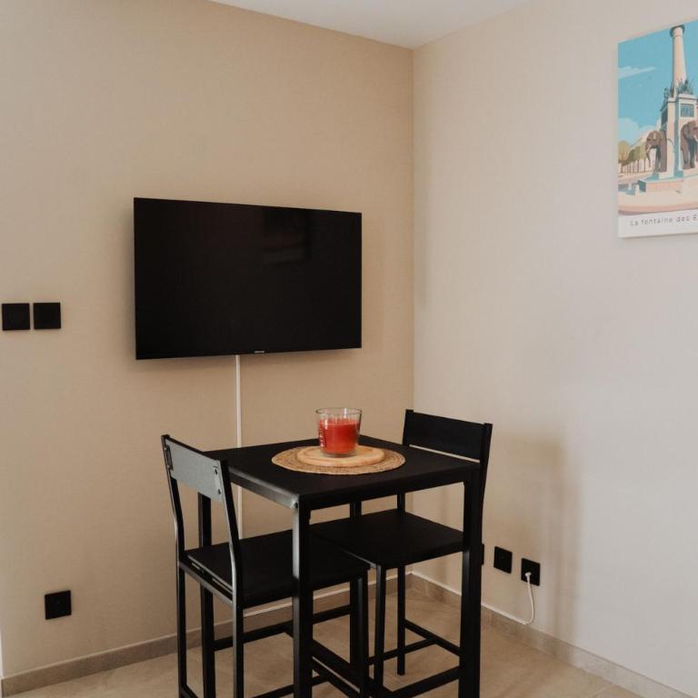 Studio Rénové - Calme - WiFi - Proche Centre ville - Apartamento de 2 dormitorios - 13