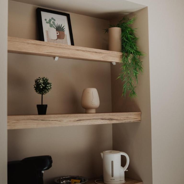 Studio Rénové - Calme - WiFi - Proche Centre ville - Apartamento de 2 dormitorios - 16