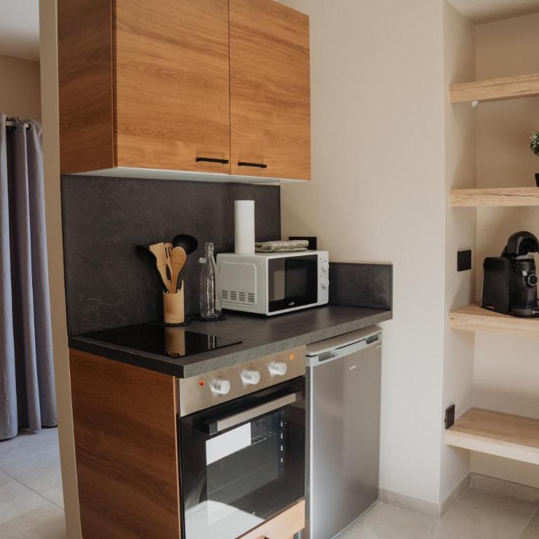 Studio Rénové - Calme - WiFi - Proche Centre ville - Apartamento de 2 dormitorios - 23