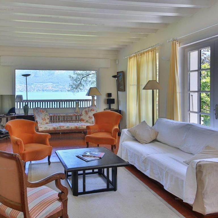Lac d'Annecy Villa Pieds dans l'eau - Ferienhaus - 14