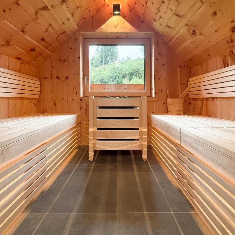 Landhaus Auerling, Chalet am Wald mit Sauna, Kamin & Garten - Chalet mit 3 Schlafzimmern - 67