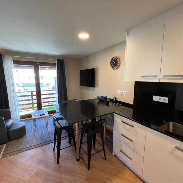 Immodelpas Velasquez - Superior Apartment mit 1 Schlafzimmer und Balkon - 12