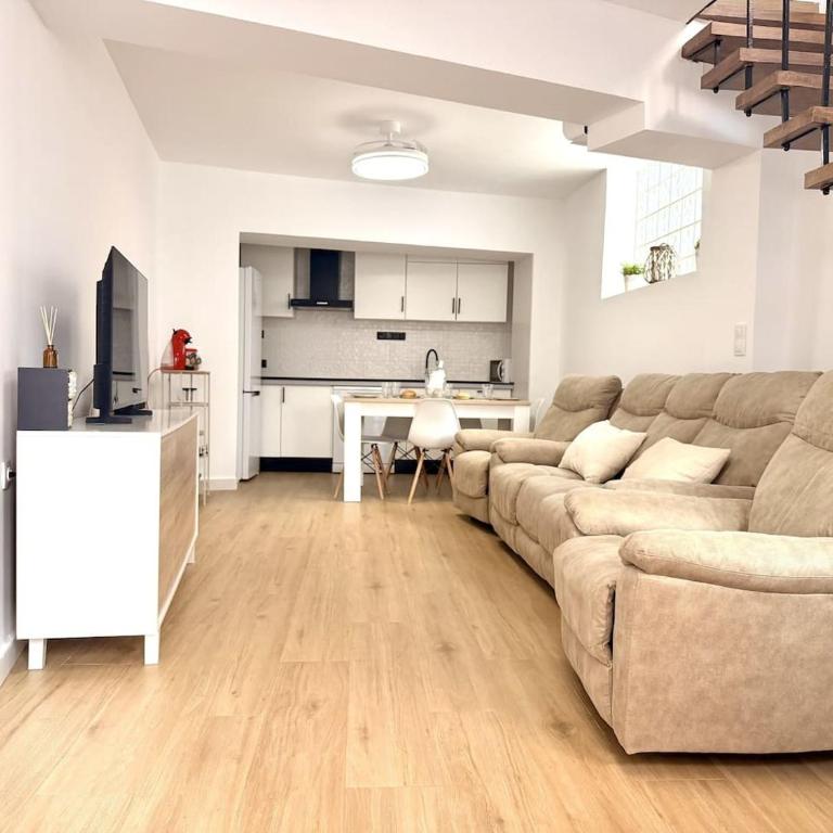 Casa con encanto en paseo marítimo la GAVIOTA - Casa de 3 dormitorios - 10
