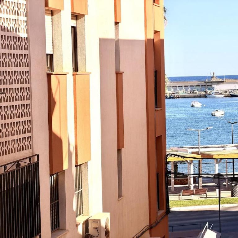 Casa con encanto en paseo marítimo la GAVIOTA - Casa de 3 dormitorios - 38