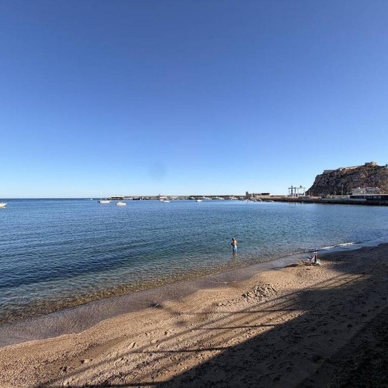 Casa con encanto en paseo marítimo la GAVIOTA - Casa de 3 dormitorios - 54