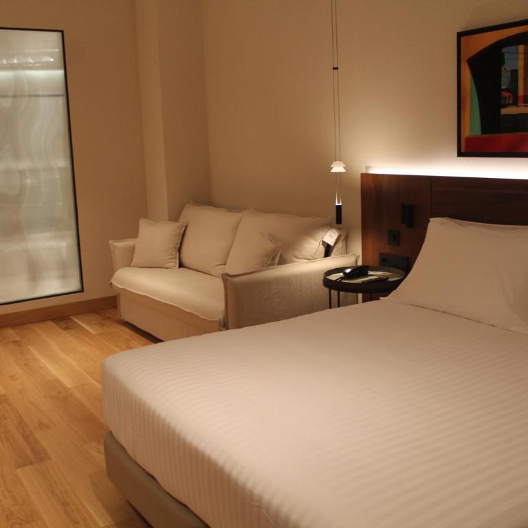Zenit San Telmo - Superior Double Room with Sofa Bed - 3