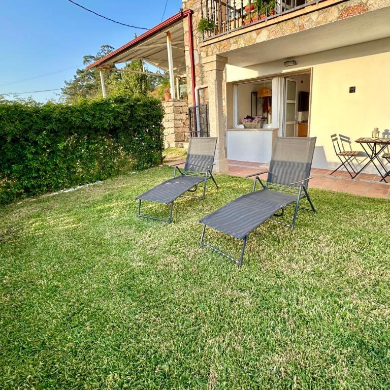 Coqueto apartamento en O Grove con jardín y parking - Apartamento de 1 dormitorio - 1