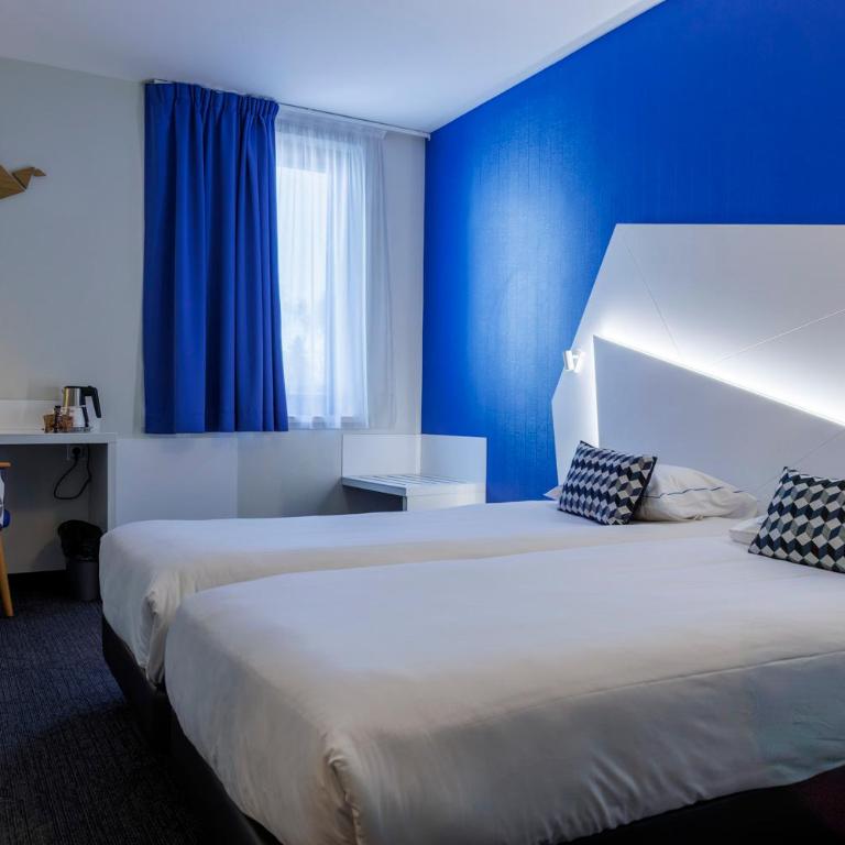 Hôtel ORIGAMI - Chambre Double ou Lits Jumeaux - Accessible aux Personnes à Mobilité Réduite - 2