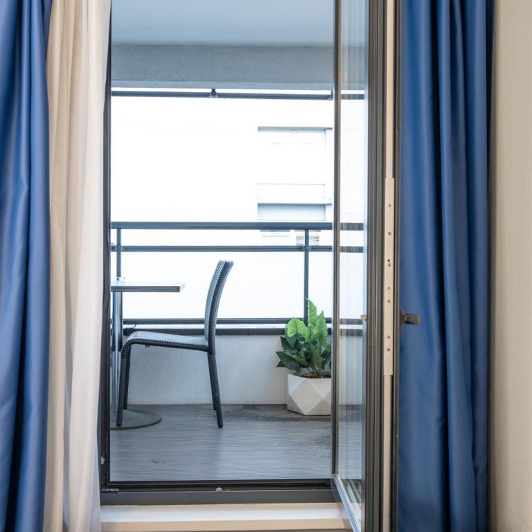 Hôtel ORIGAMI - Chambre Double avec Balcon - 1