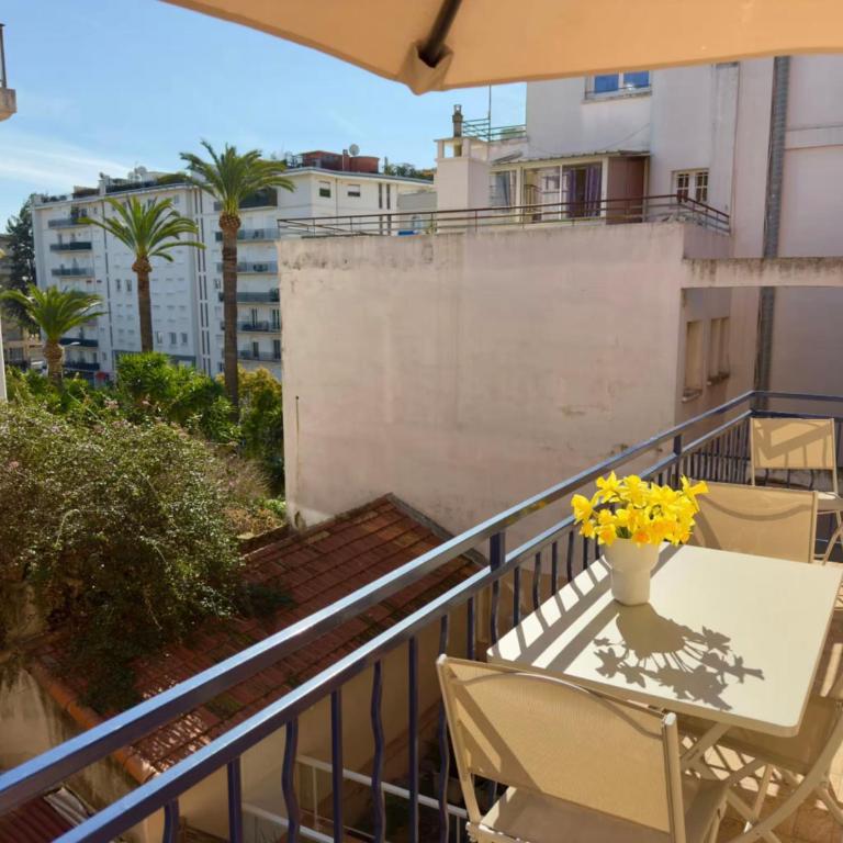 3 FON - 2-bedroom apartment with terrace 3 min Palais - Appartement 2 Chambres Deluxe avec Balcon - 18