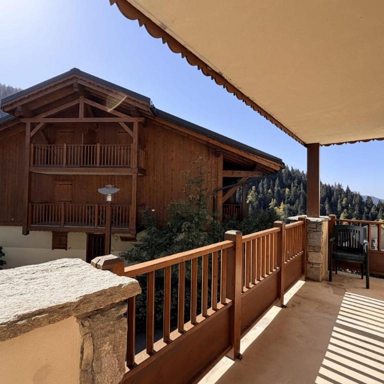 Apartment with 2 large balconies mountain view - Apartment - 14