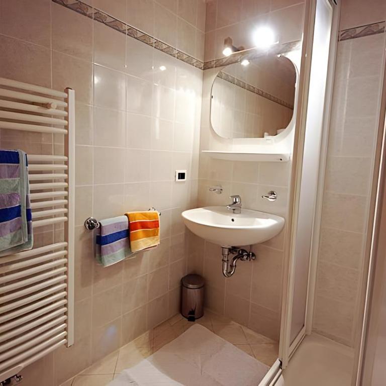 Wirthof Apartments - Appartamento Superior con 1 Camera da Letto e Balcone - 7