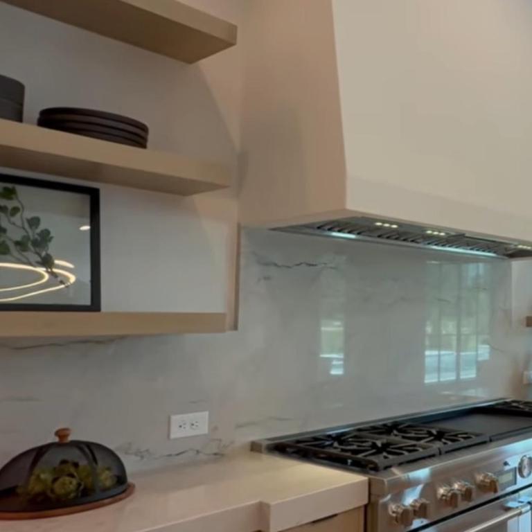 Sea Breeze Apartments - Deluxe Double or Twin Room - 9