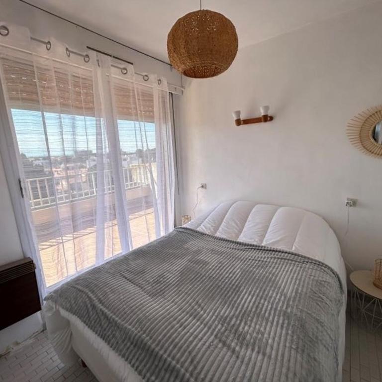 Appartement avec grande terrasse, vue mer et montagnes - Appartement 1 Chambre - 4