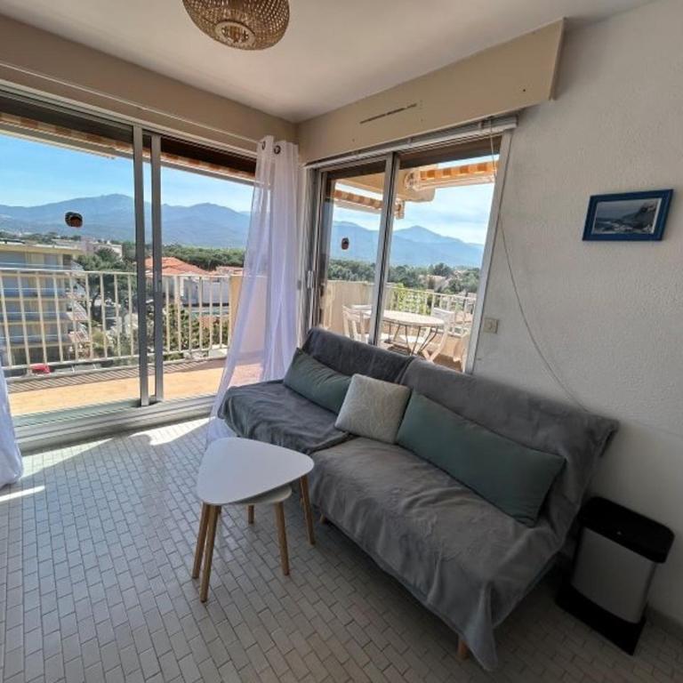 Appartement avec grande terrasse, vue mer et montagnes - Appartement 1 Chambre - 7