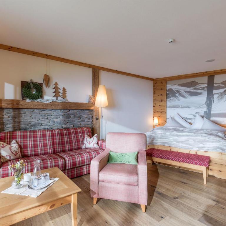 Wedelhütte Hochzillertal - Junior Suite mit Dusche - 11