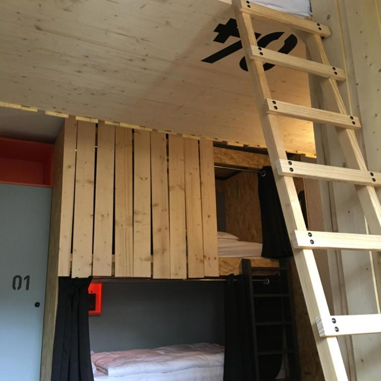 Moontain Hostel - Suite Duplex avec Salle de Bains Privative - 11