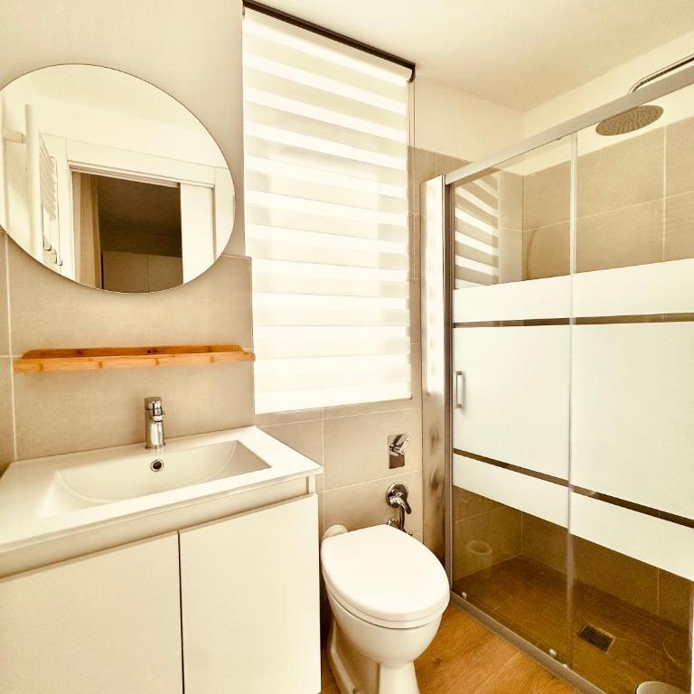Romantic Studio - Dolce Lake View - Deluxe Studio - 11