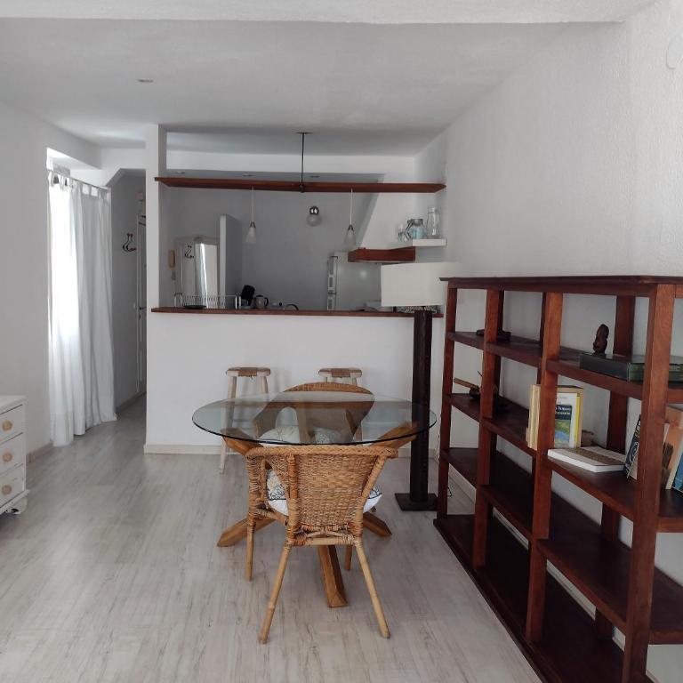 PRECIOSO ATICO JUNTO A LA MAGDALENA - One-Bedroom Apartment - 10