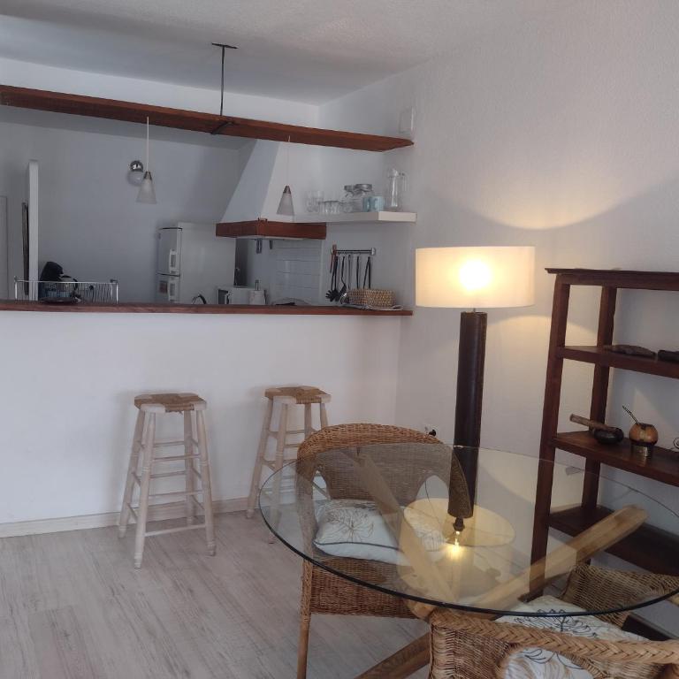 PRECIOSO ATICO JUNTO A LA MAGDALENA - One-Bedroom Apartment - 8