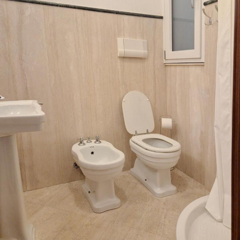 Bovio 163 - Luxury Design Suite - Camera Matrimoniale - 15