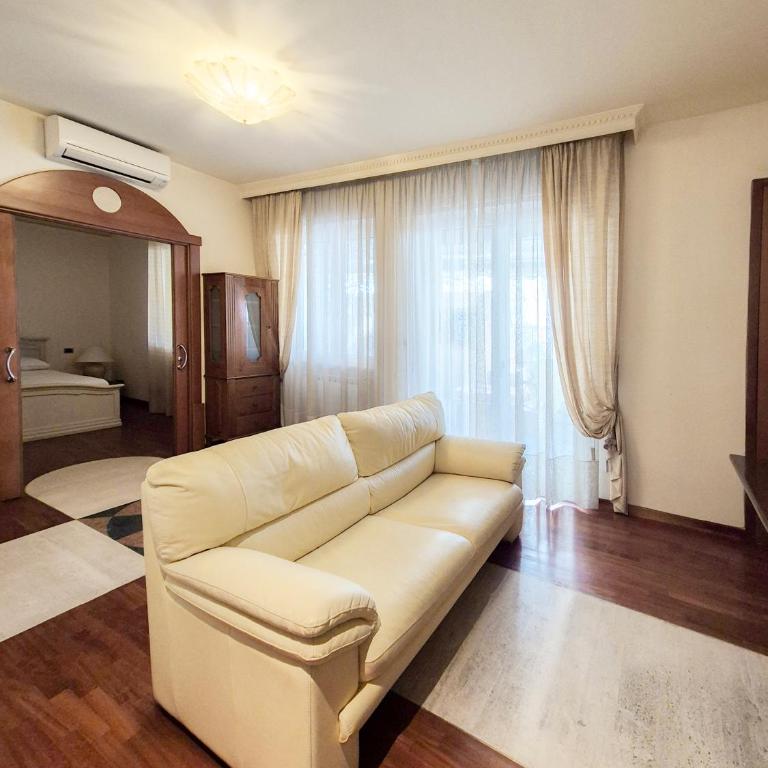 Bovio 163 - Luxury Design Suite - Camera Matrimoniale - 5