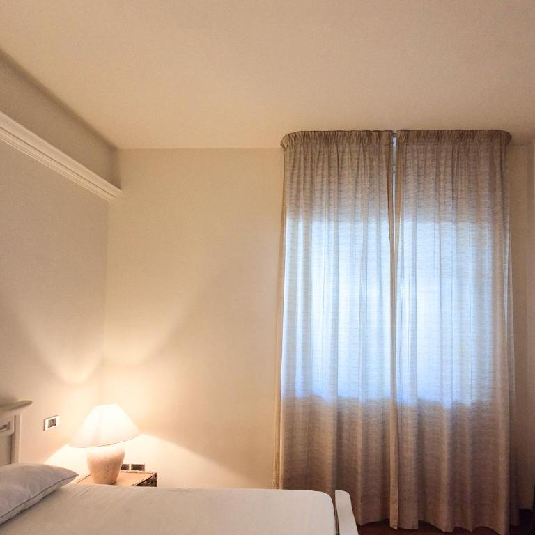 Bovio 163 - Luxury Design Suite - Camera Matrimoniale - 9