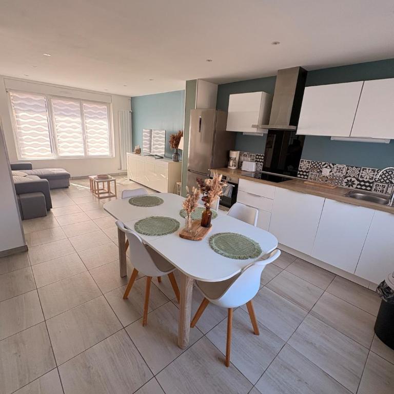 Maison 6 pers 3 chbr Wi-fi proche commerces et plage - Maison 3 Chambres - 1