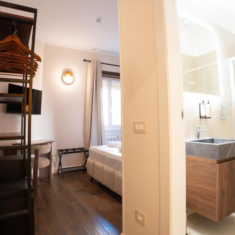 Vatican Boutique Rooms - Camera Matrimoniale Piccola - 3
