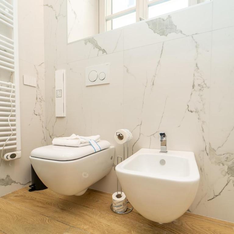 Modern loft in the heart of the historic center of Como with WIFI - Apartment mit 2 Schlafzimmern - 4