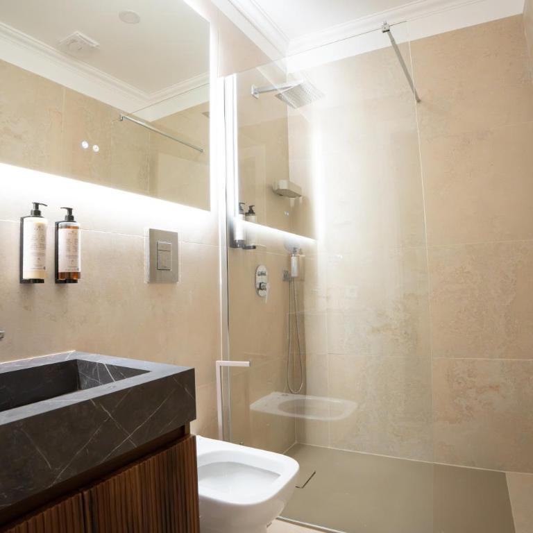Vatican Boutique Rooms - Double Room with Private Bathroom - 15