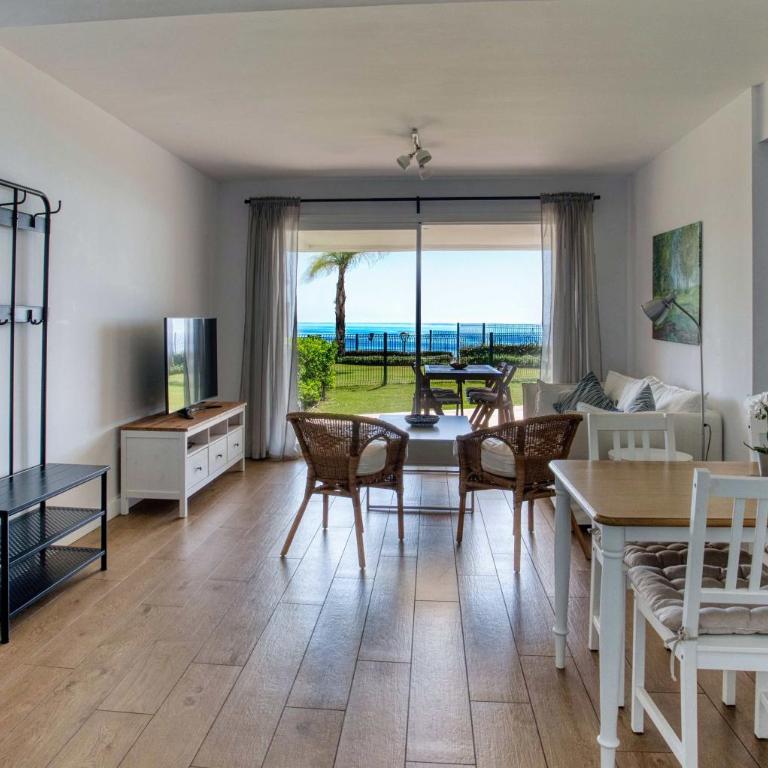 I sea garden view - Two-Bedroom Superior Apartment - 2