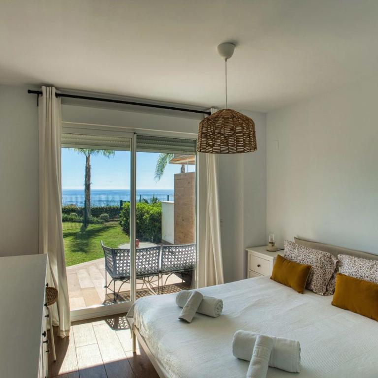I sea garden view - Two-Bedroom Superior Apartment - 3