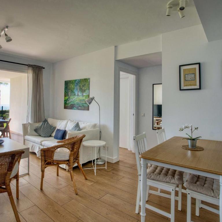 I sea garden view - Two-Bedroom Superior Apartment - 7
