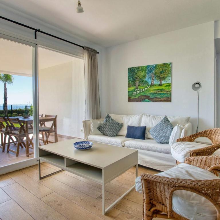 I sea garden view - Two-Bedroom Superior Apartment - 16