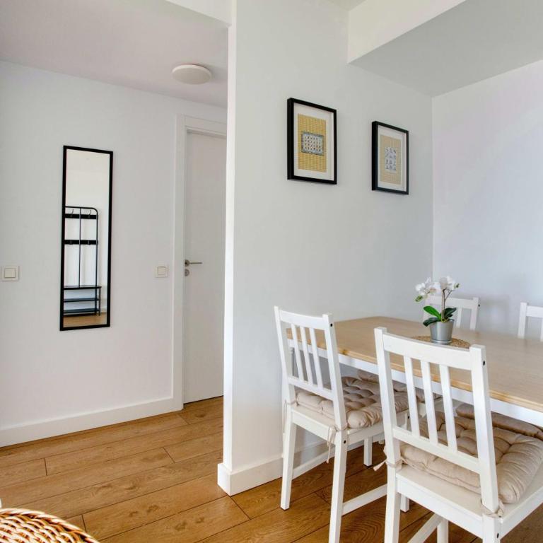 I sea garden view - Two-Bedroom Superior Apartment - 23