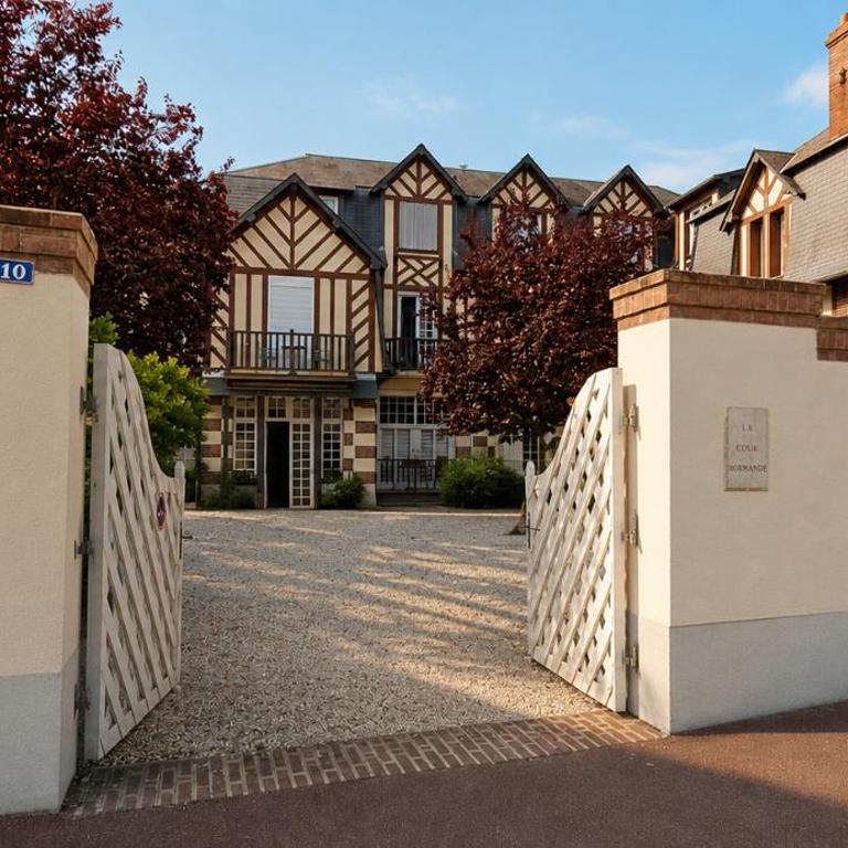 Cabourg Amour - logement romantique d'exception avec sauna privatif - Appartement 1 Chambre - 67