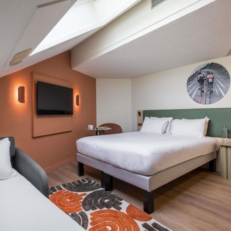Ibis Styles Annecy Le Vieux - Chambres Communicantes avec Lit Double et 2 Lits Jumeaux - 5
