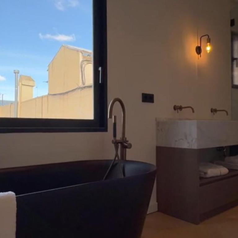 Luxury Penthouse • Private Terrace - Apartamento - 6