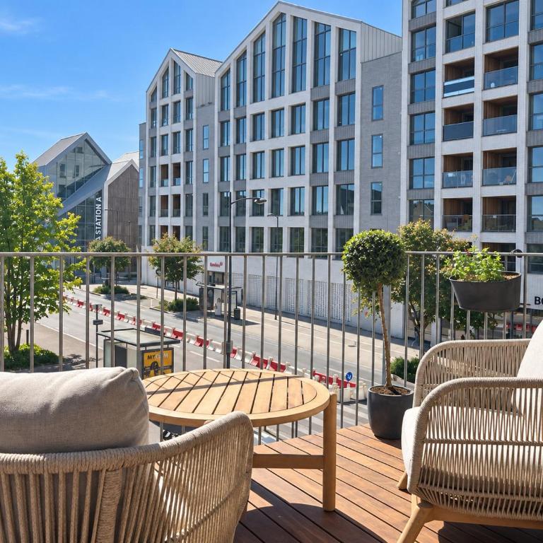 Spacieux appartement decore avec soin - Proche Gare - 4 pers - Apartment with Terrace - 11