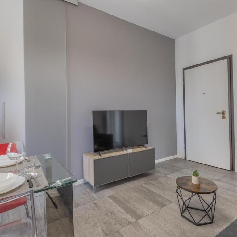 Binario 4 - Bilocale a due passi dalla stazione - Appartamento con 1 Camera da Letto - 14