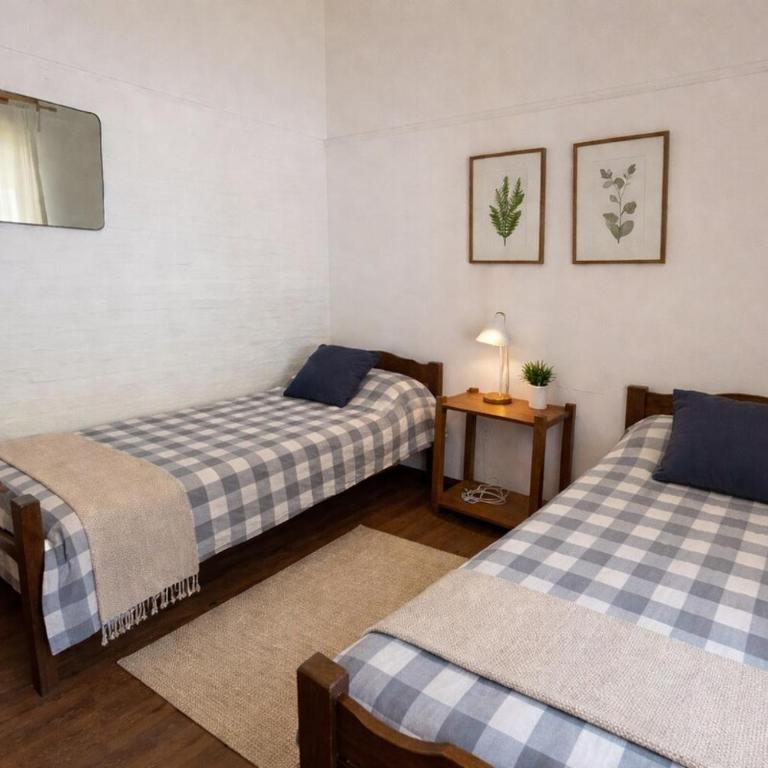 Casa Bordo Casa completa de uso exclusivo para hasta 5 huéspedes con patio privado cercado parrilla y cochera A 400m de la playa - Casa de 2 dormitorios - 9