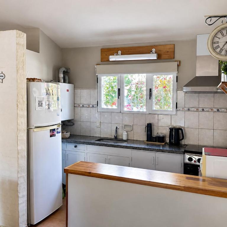 Casa Bordo Casa completa de uso exclusivo para hasta 5 huéspedes con patio privado cercado parrilla y cochera A 400m de la playa - Casa de 2 dormitorios - 29